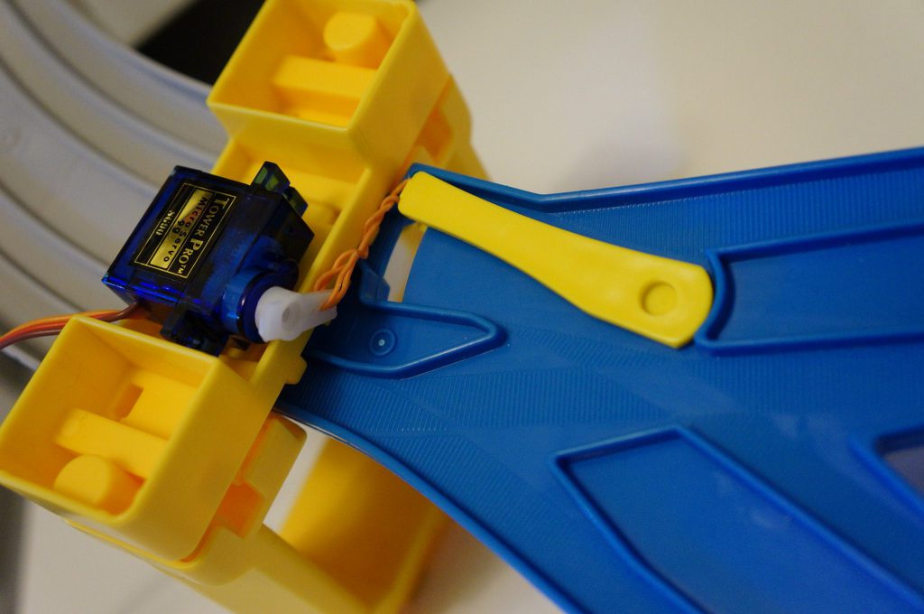 Plarail with Arduino + OSC - /1/fader1